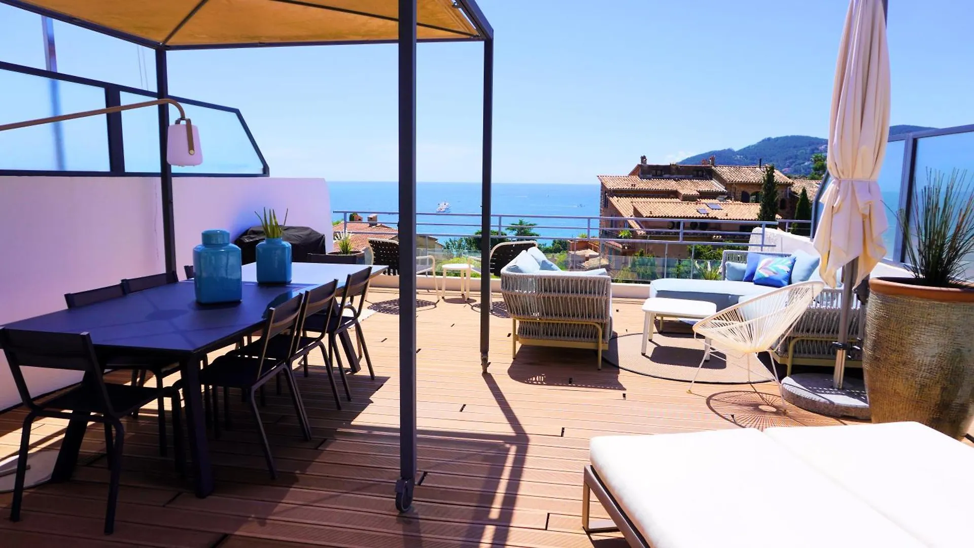Villa Avec Rooftop, Jacuzzi & Vue Mer By Palmazur Mandelieu Γαλλία