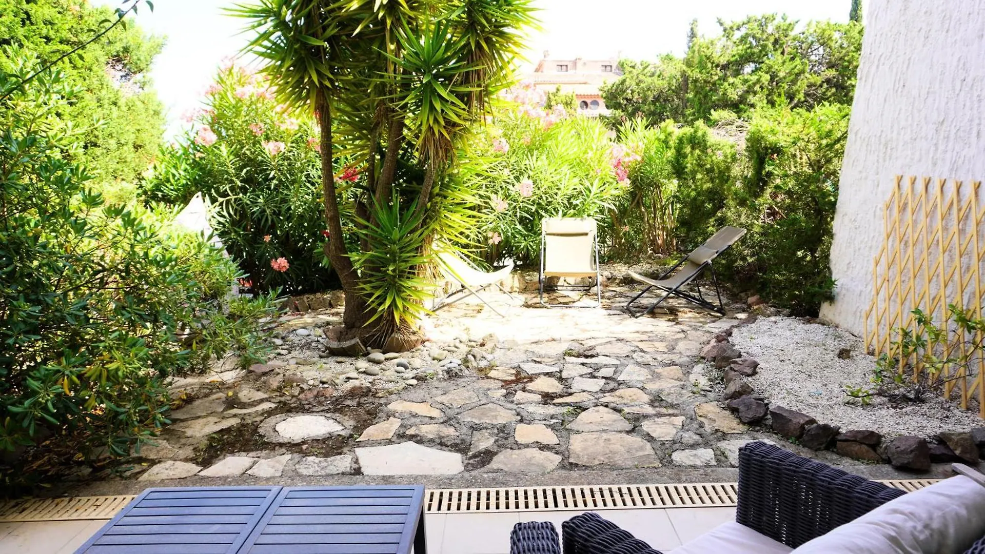 Villa Avec Rooftop, Jacuzzi & Vue Mer By Palmazur Mandelieu
