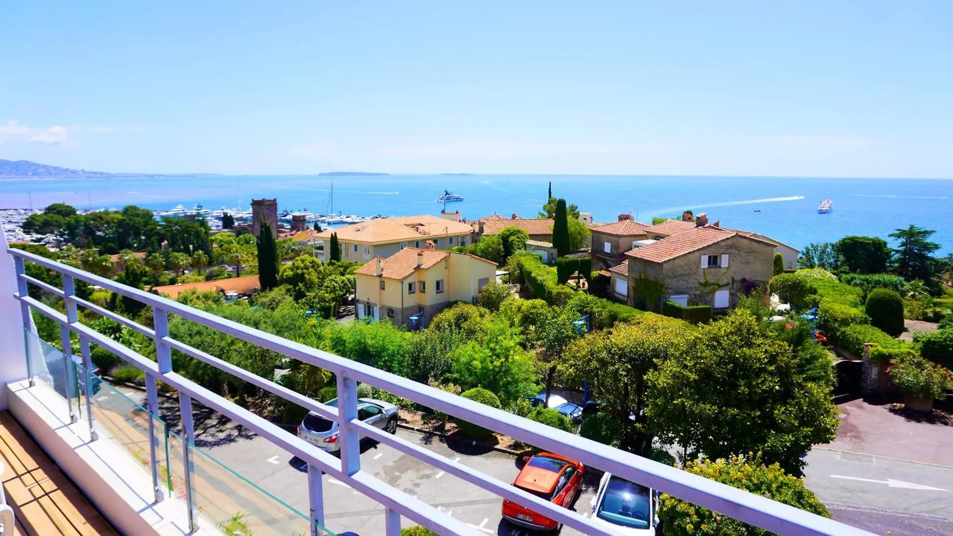 Villa Avec Rooftop, Jacuzzi & Vue Mer By Palmazur Mandelieu